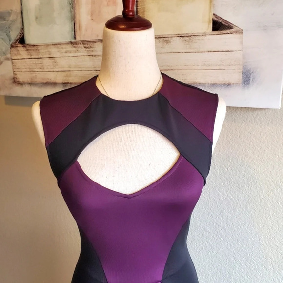 FOREVER 21 | Cut Out Fitted Sleeveless Dress sz S - Picture 2 of 5